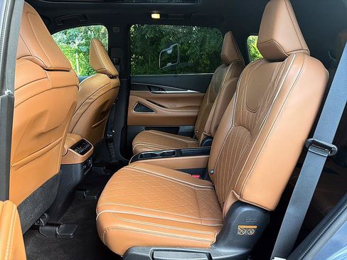 Certified 2025 INFINITI QX60 Autograph w/ Cargo Package AWD/4WD image 12