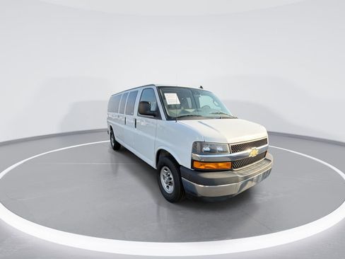 Used 2019 Chevrolet Express 3500 LT w/ LT Preferred Equipment Group image 2