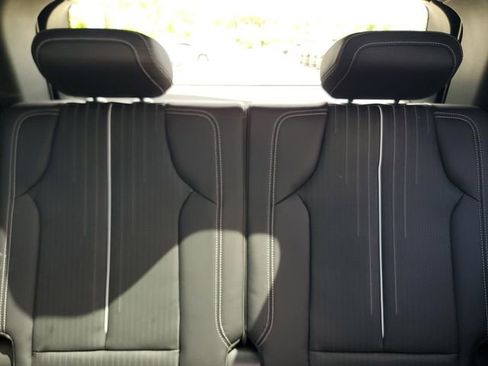 New 2026 Cadillac Vistiq Sport image 6