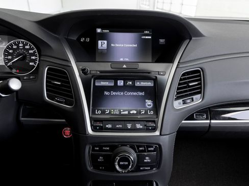 Used 2018 Acura RLX w/ Technology Package FWD image 16
