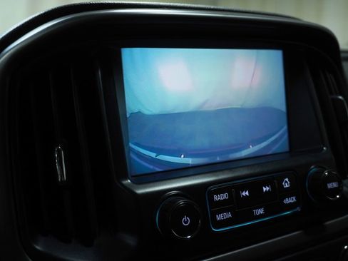 Used 2017 GMC Canyon SLE w/ All Terrain Package image 22