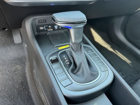 Used 2026 Hyundai Kona SEL Sport FWD image 14