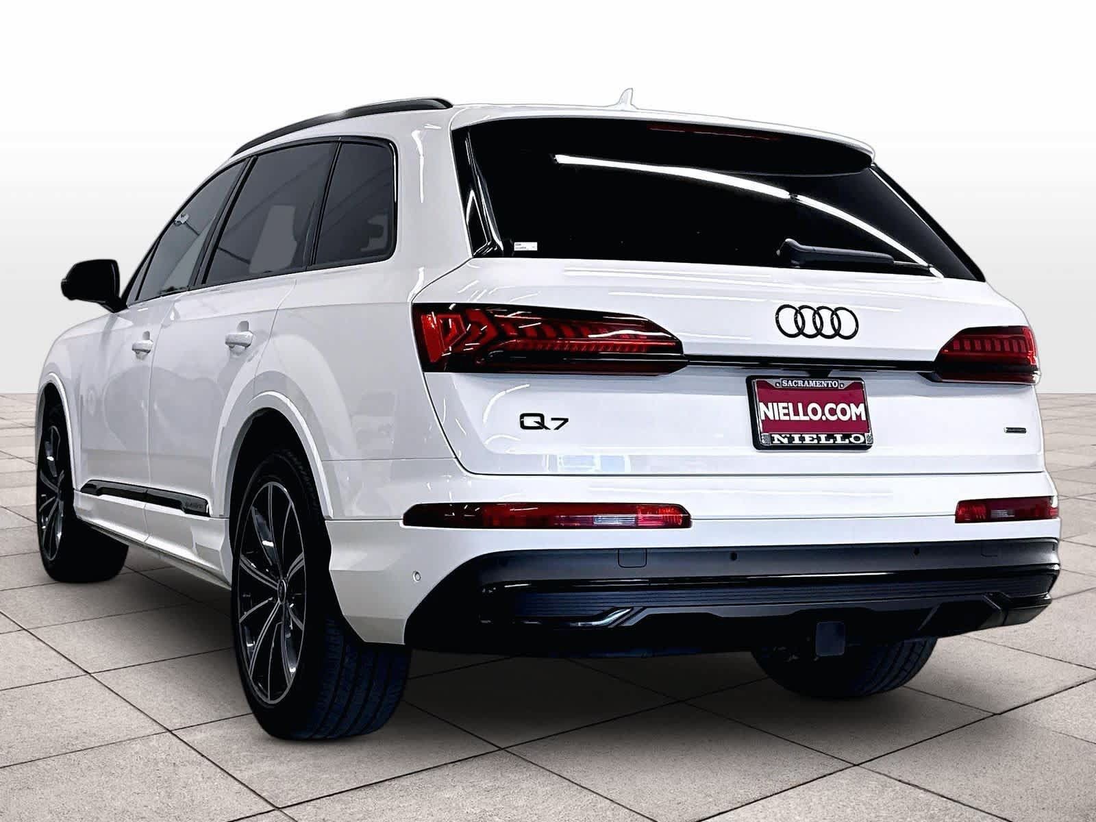 Used 2023 Audi Q7 3.0T Premium Plus w/ Premium Plus Package AWD/4WD image 13