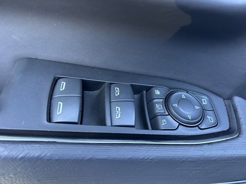 Used 2024 GMC Sierra 2500 AT4X image 26