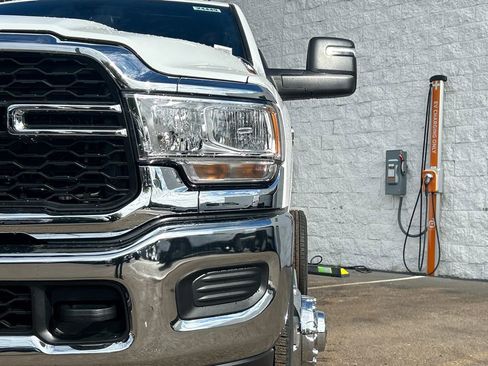 New 2024 RAM 3500 Tradesman image 10