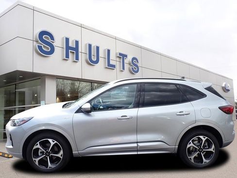 Certified 2023 Ford Escape ST-Line Elite w/ Premium Technology Package image 2