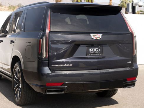 Used 2023 Cadillac Escalade Sport Platinum AWD/4WD image 8