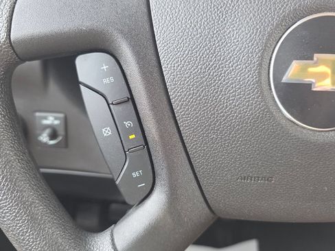 Used 2024 Chevrolet Express 2500 w/ Driver Convenience Package RWD image 22