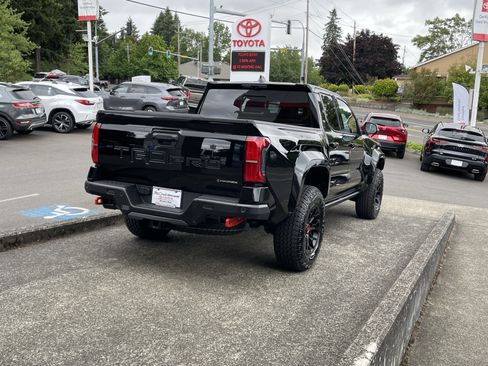 Certified 2025 Toyota Tacoma TRD Pro AWD/4WD image 8
