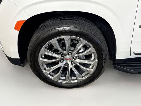 Used 2024 GMC Yukon Denali w/ Max Trailering Package AWD/4WD image 28