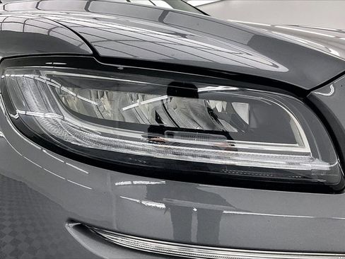 Used 2022 Lincoln Nautilus FWD image 29