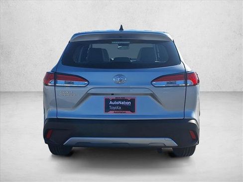 Certified 2024 Toyota Corolla Cross L image 6