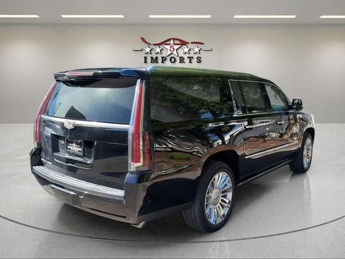 Used 2017 Cadillac Escalade ESV Premium Luxury w/ LPO, Radiant Package AWD/4WD image 5
