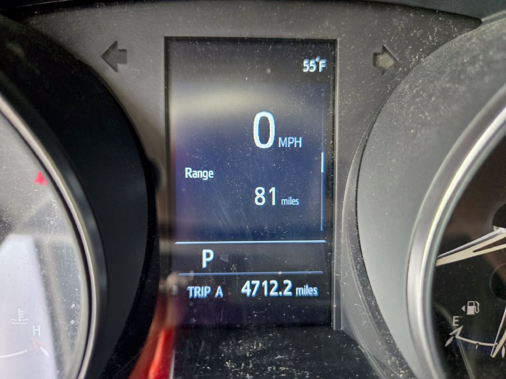 Used 2019 Toyota C-HR XLE FWD image 18