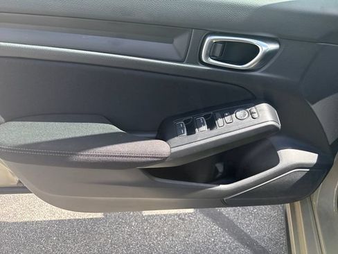 Used 2025 Honda Civic Sport image 9