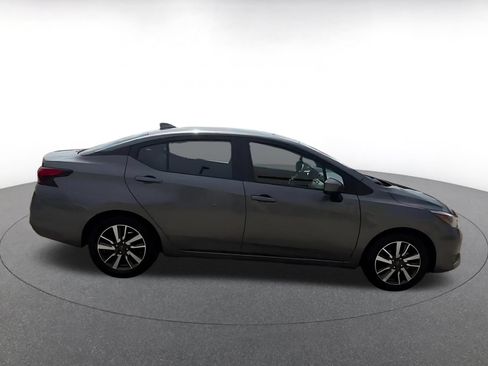 Used 2025 Nissan Versa SV FWD image 16