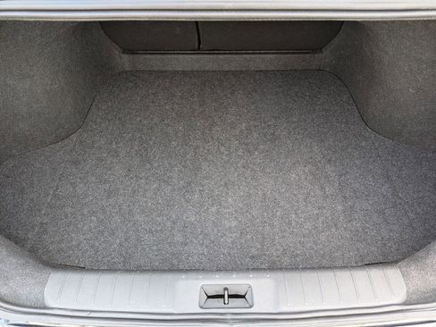 Used 2025 Nissan Sentra SV FWD image 6