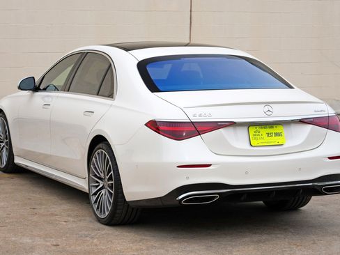 Used 2022 Mercedes-Benz S 500 4MATIC w/ AMG Line Package image 53