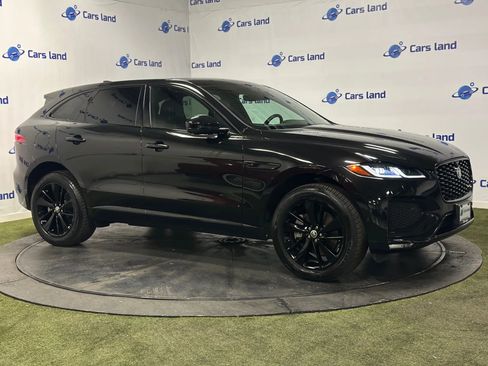 Used 2025 Jaguar F-PACE R-Dynamic S image 2