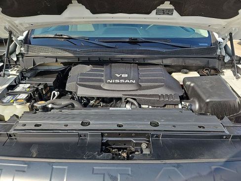 Certified 2019 Nissan Titan S w/ S Utility Package image 11