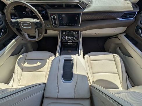 Used 2023 GMC Yukon XL Denali w/ Max Trailering Package image 12