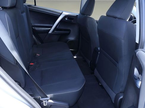 Certified 2018 Toyota RAV4 XLE AWD/4WD image 16