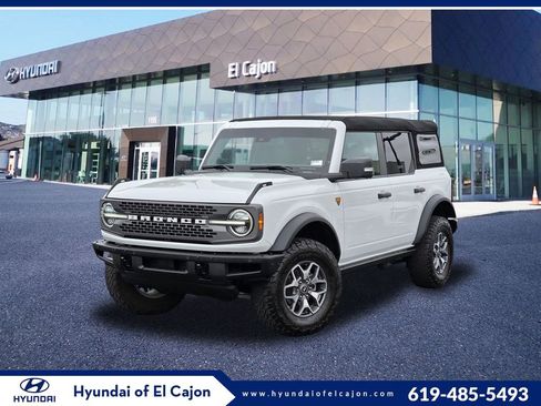 Used 2023 Ford Bronco Badlands AWD/4WD image 1