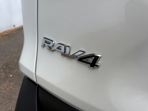 Certified 2023 Toyota RAV4 XLE Premium AWD/4WD image 7
