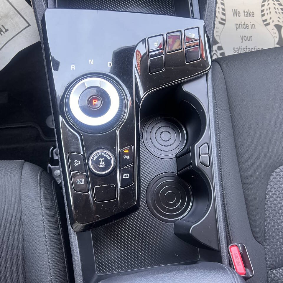 Used 2023 Kia Sportage LX AWD/4WD image 16