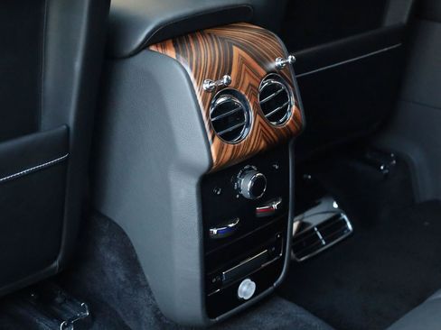 Used 2019 Rolls-Royce Cullinan AWD/4WD image 27