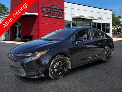 Used 2025 Toyota Corolla LE