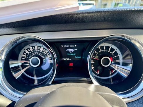 Used 2013 Ford Mustang Premium image 13