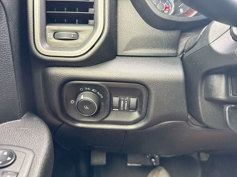 Used 2020 RAM 2500 Tradesman AWD/4WD image 18