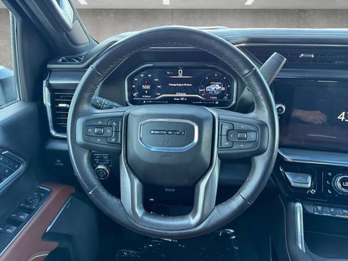 Used 2025 GMC Sierra 2500 Denali Ultimate image 21