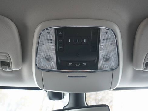 Used 2018 Dodge Durango GT w/ Technology Group image 21