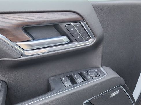 New 2026 GMC Sierra 1500 SLT w/ SLT Premium Plus Package image 15