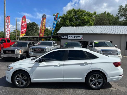 Used 2019 Volkswagen Jetta R-Line FWD image 8