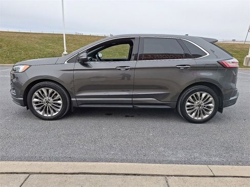 Used 2020 Ford Edge Titanium w/ Equipment Group 301A image 6