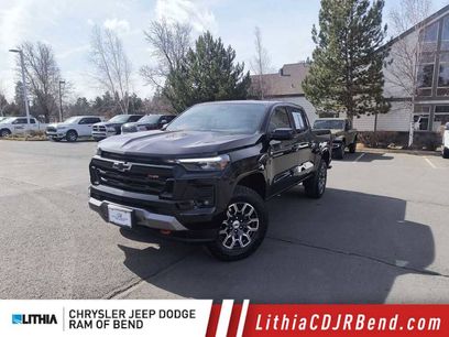Used 2024 Chevrolet Colorado Z71 w/ Z71 Convenience Package 2