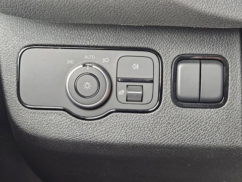 Used 2024 Mercedes-Benz Sprinter 3500 image 17