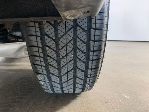 Used 2023 Chevrolet Equinox LT w/ Driver Convenience Package image 38