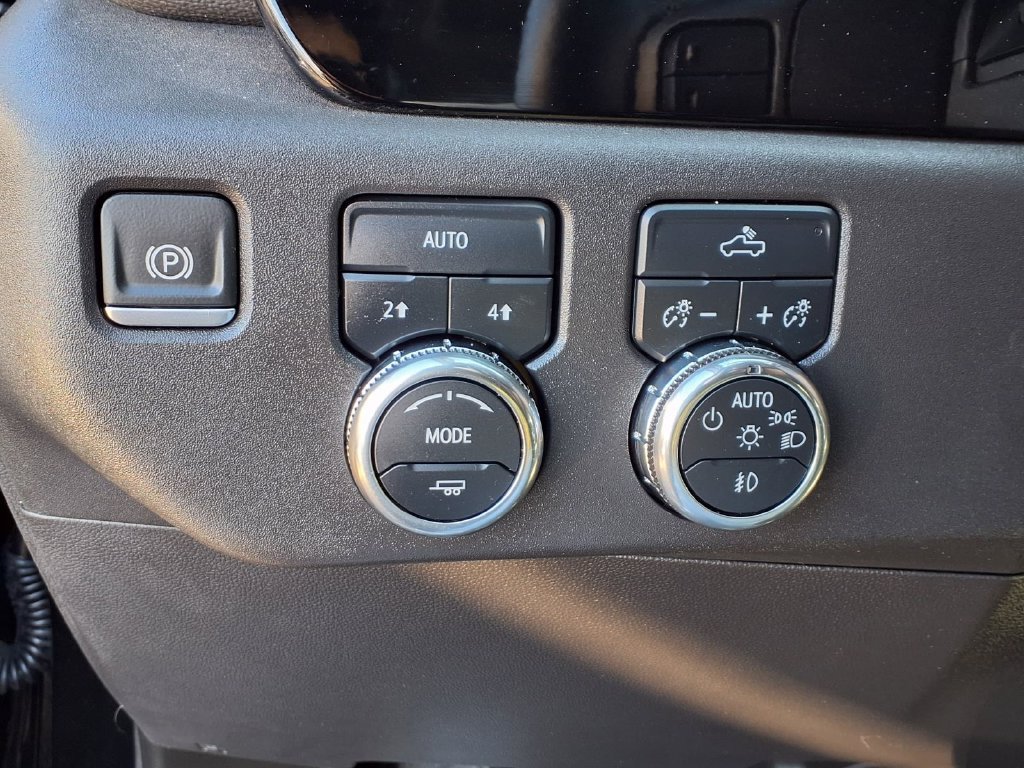 Used 2024 GMC Sierra 1500 Elevation AWD/4WD image 13