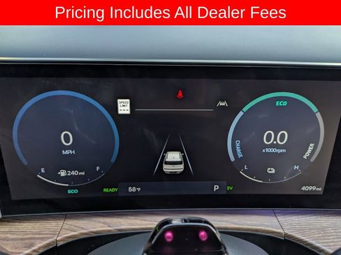 Used 2026 Hyundai Santa Fe Calligraphy FWD image 30