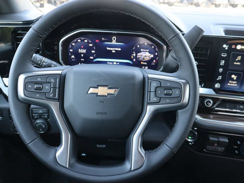 New 2026 Chevrolet Silverado 1500 LT AWD/4WD image 7