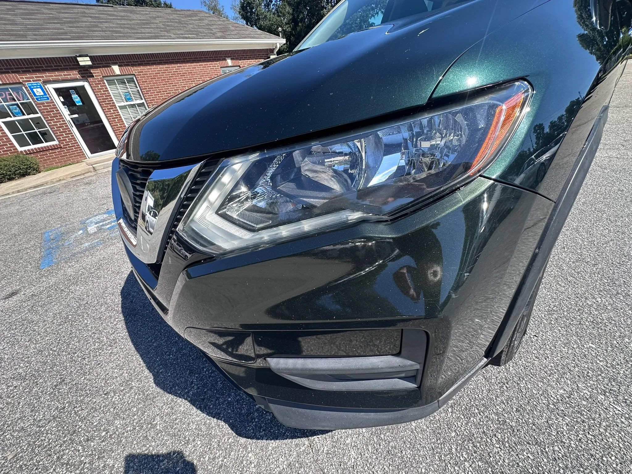Used 2019 Nissan Rogue SV AWD/4WD image 5