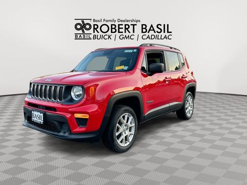 Used 2019 Jeep Renegade Sport w/ Sport Appearance Group AWD/4WD image 4