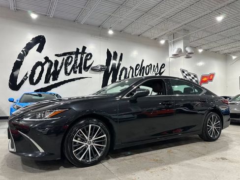 Used 2024 Lexus ES 350 w/ Premium Package FWD image 1