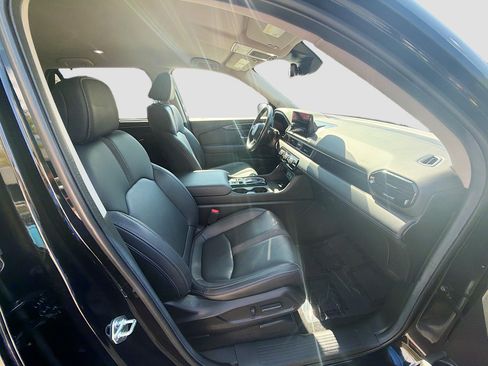 Used 2025 Honda Pilot EX-L image 31