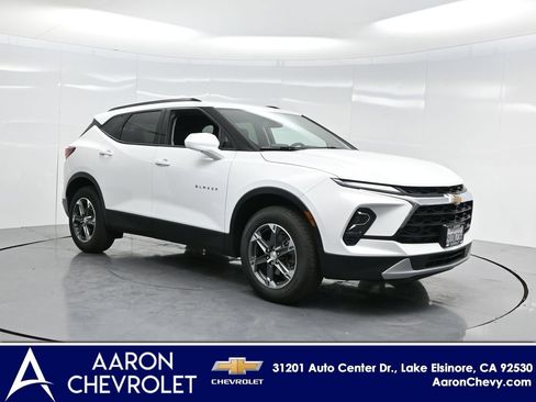 New 2025 Chevrolet Blazer LT w/ Convenience Package image 39