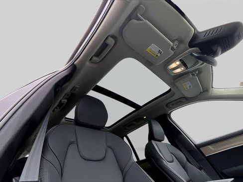 Certified 2026 Volvo XC90 B6 Plus w/ Protection Package Premier image 28